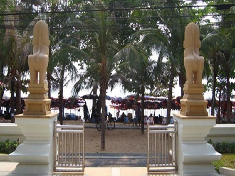 เอวาลอน บีช รีสอร์ท 4*